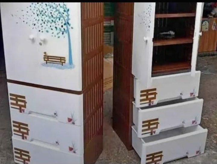 Wardrobe almari big size