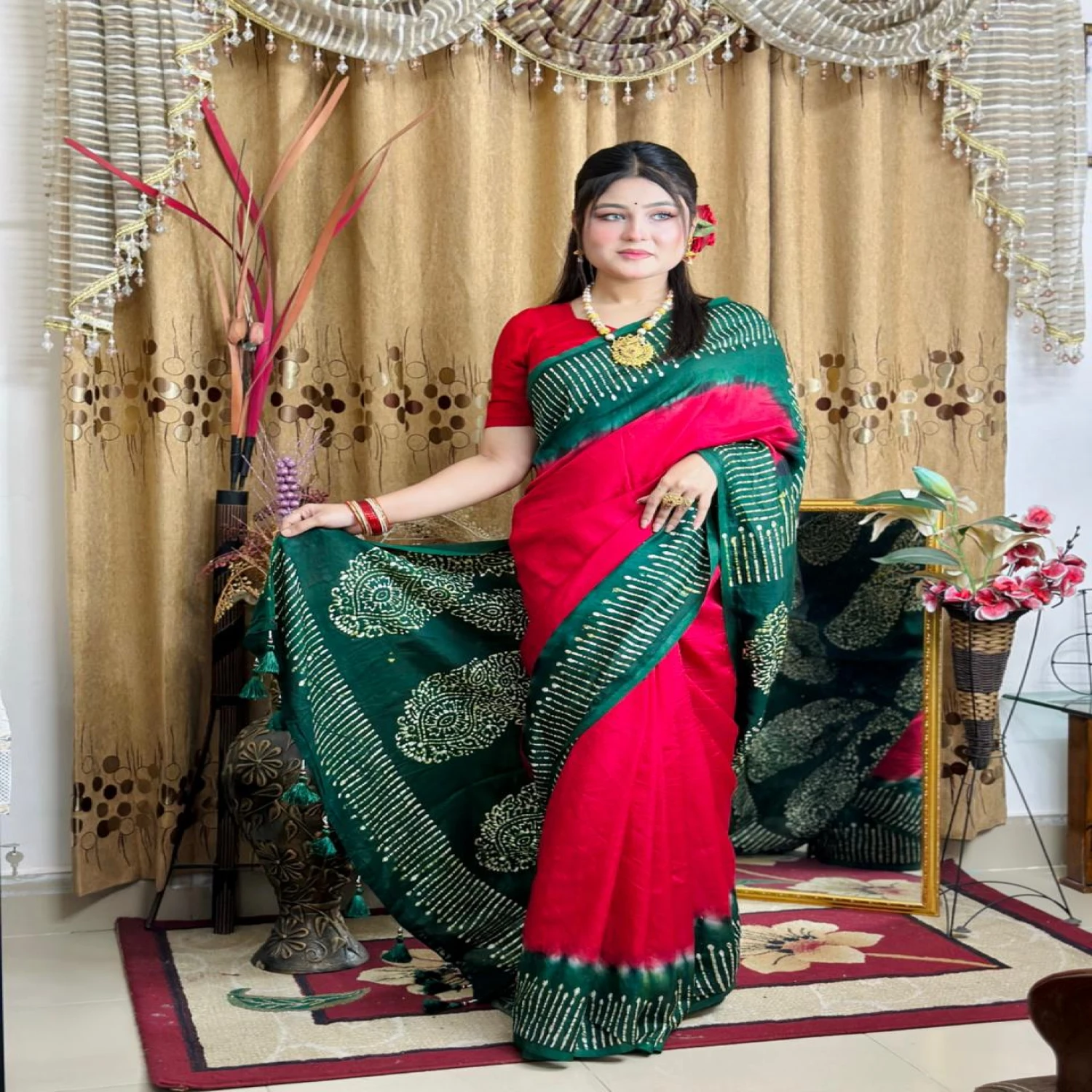 পূজার জন্য একদম পারফেক্ট টার্সেল সিল্ক শাড়ি!