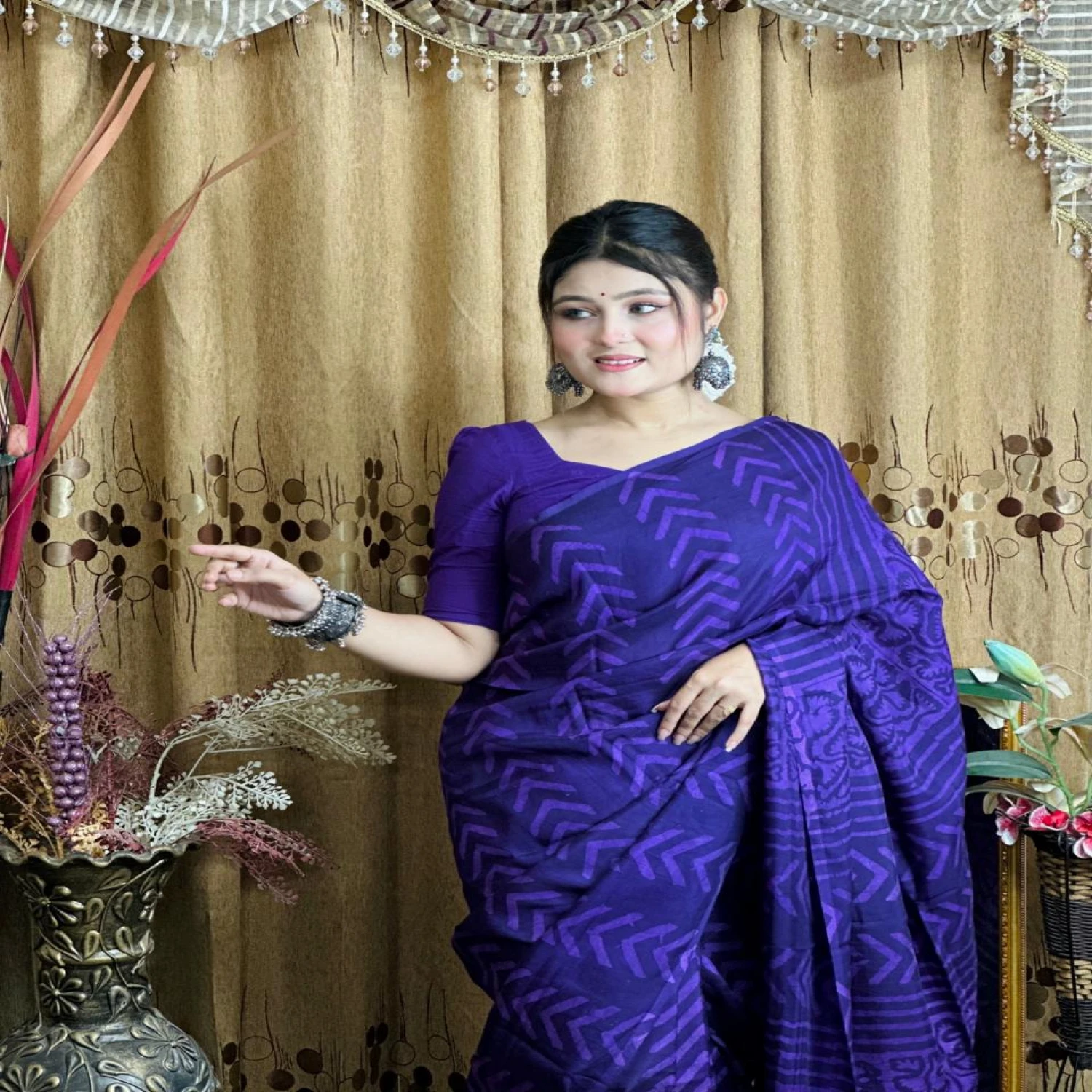 পূজার জন্য একদম পারফেক্ট টার্সেল সিল্ক শাড়ি!