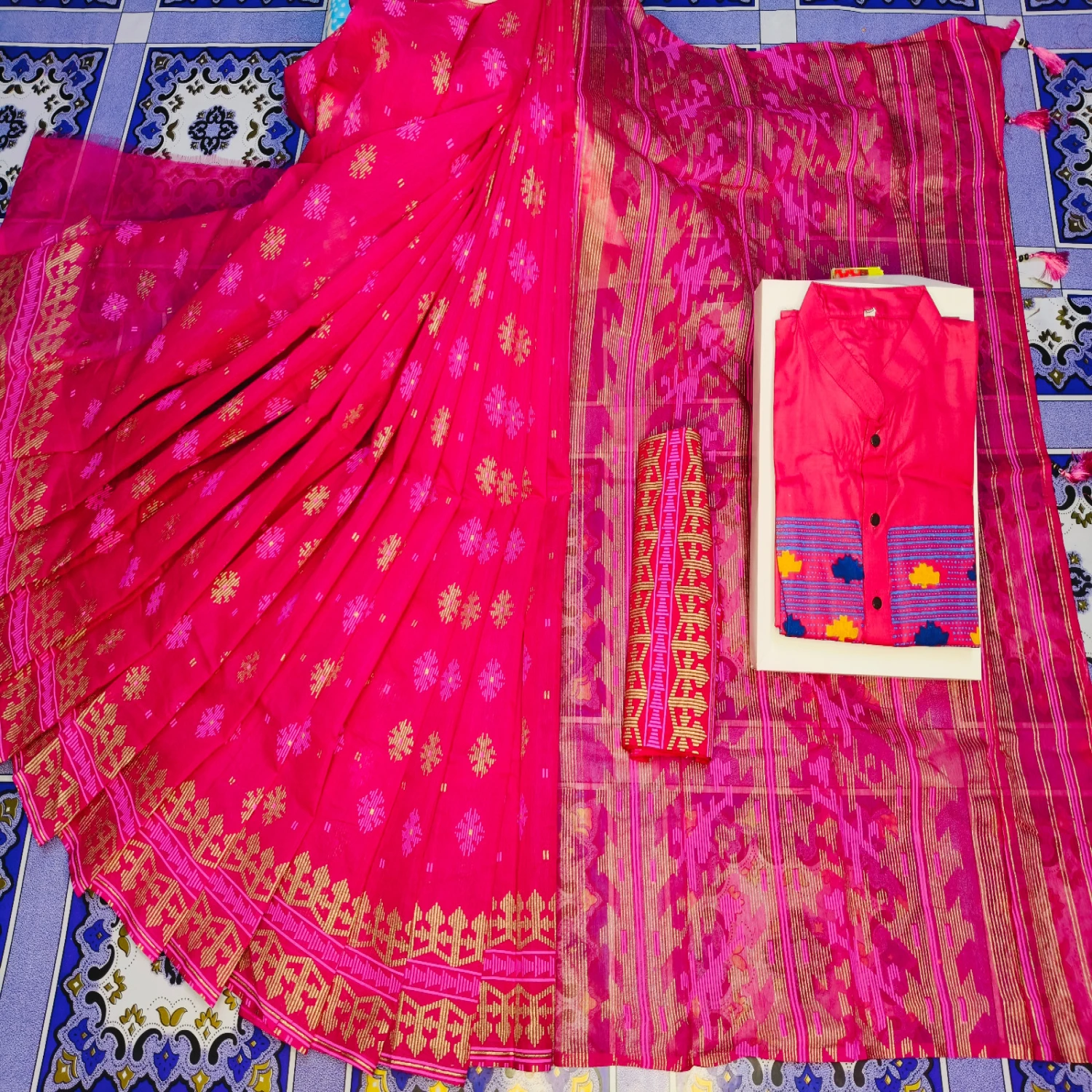 কাপল ড্রেস সেট