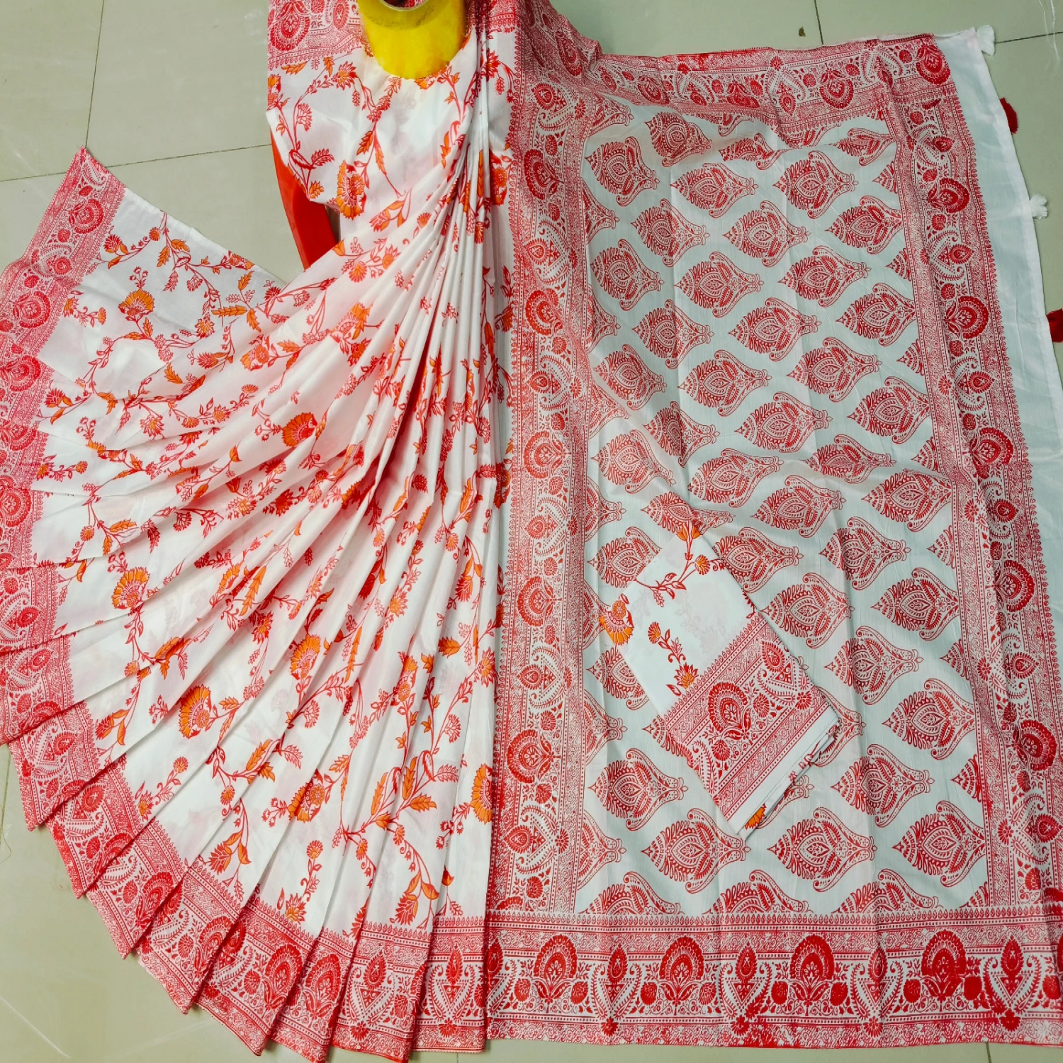 প্রিমিয়াম রেশম সিল্ক শাড়ি