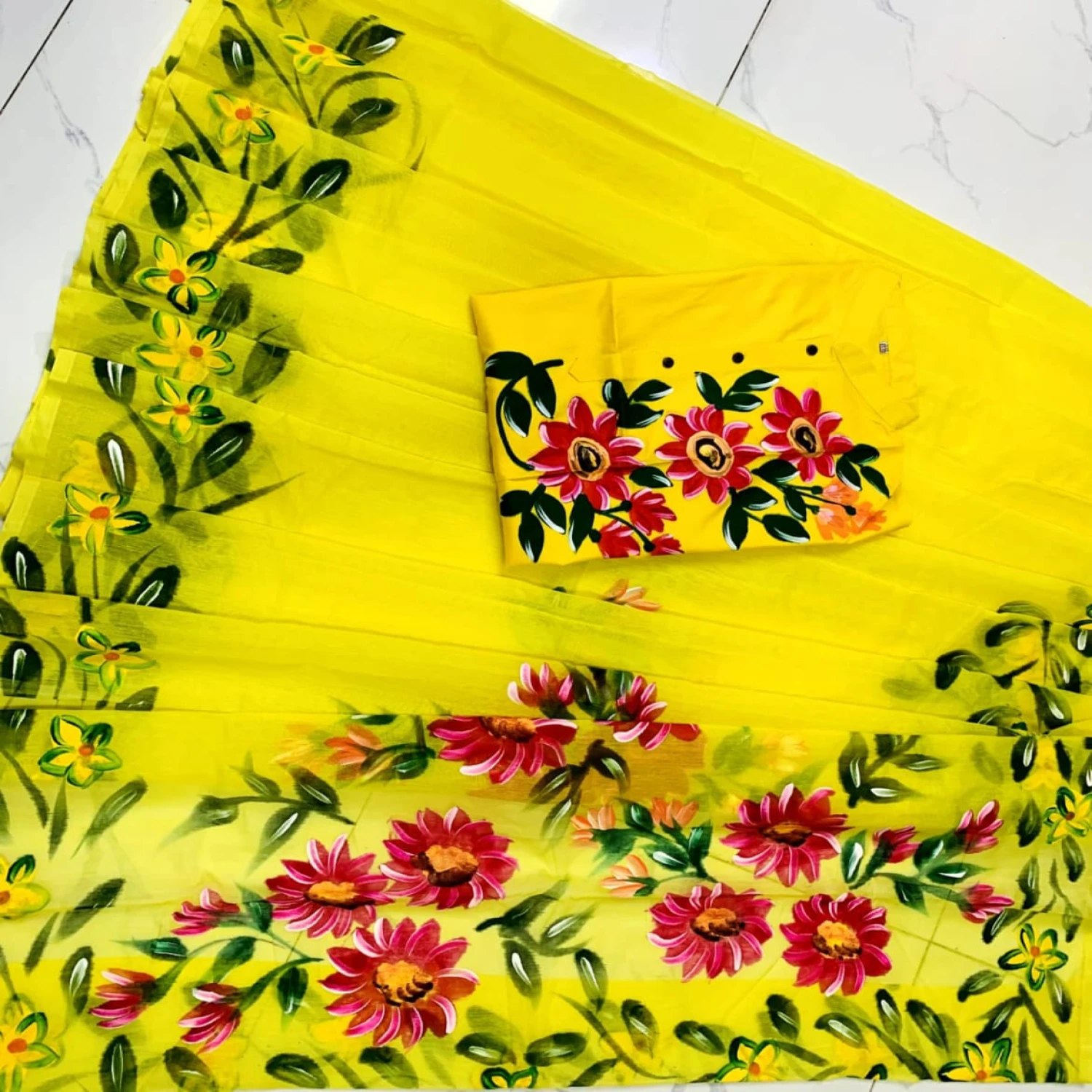 হ্যান্ড প্রিন্ট কাপল সেট