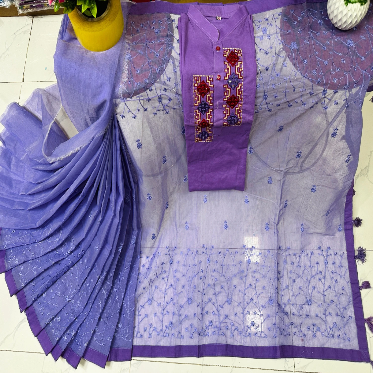 এমব্রয়ডারি কাপল সেট