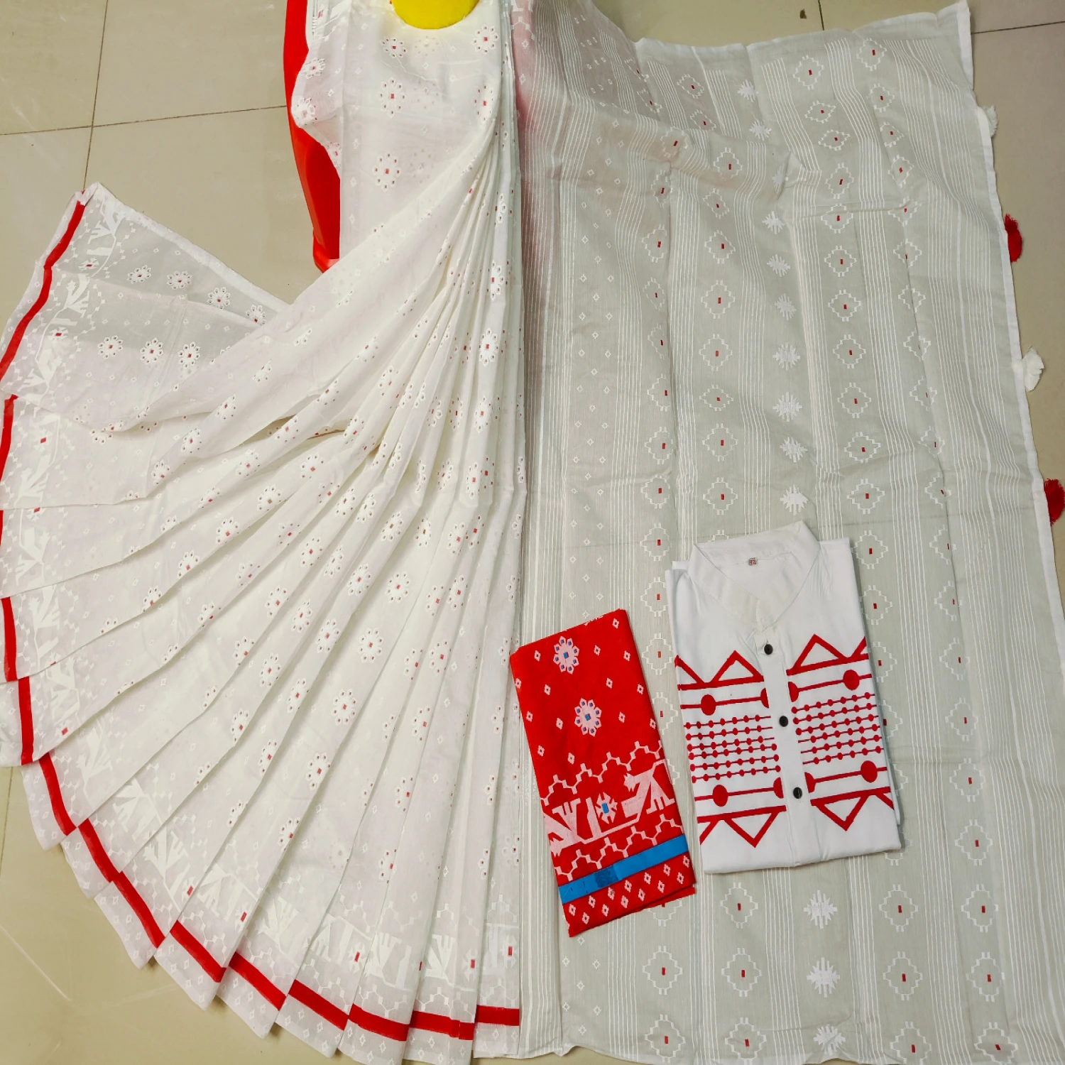 প্রিমিয়াম রেশম সিল্ক শাড়ি