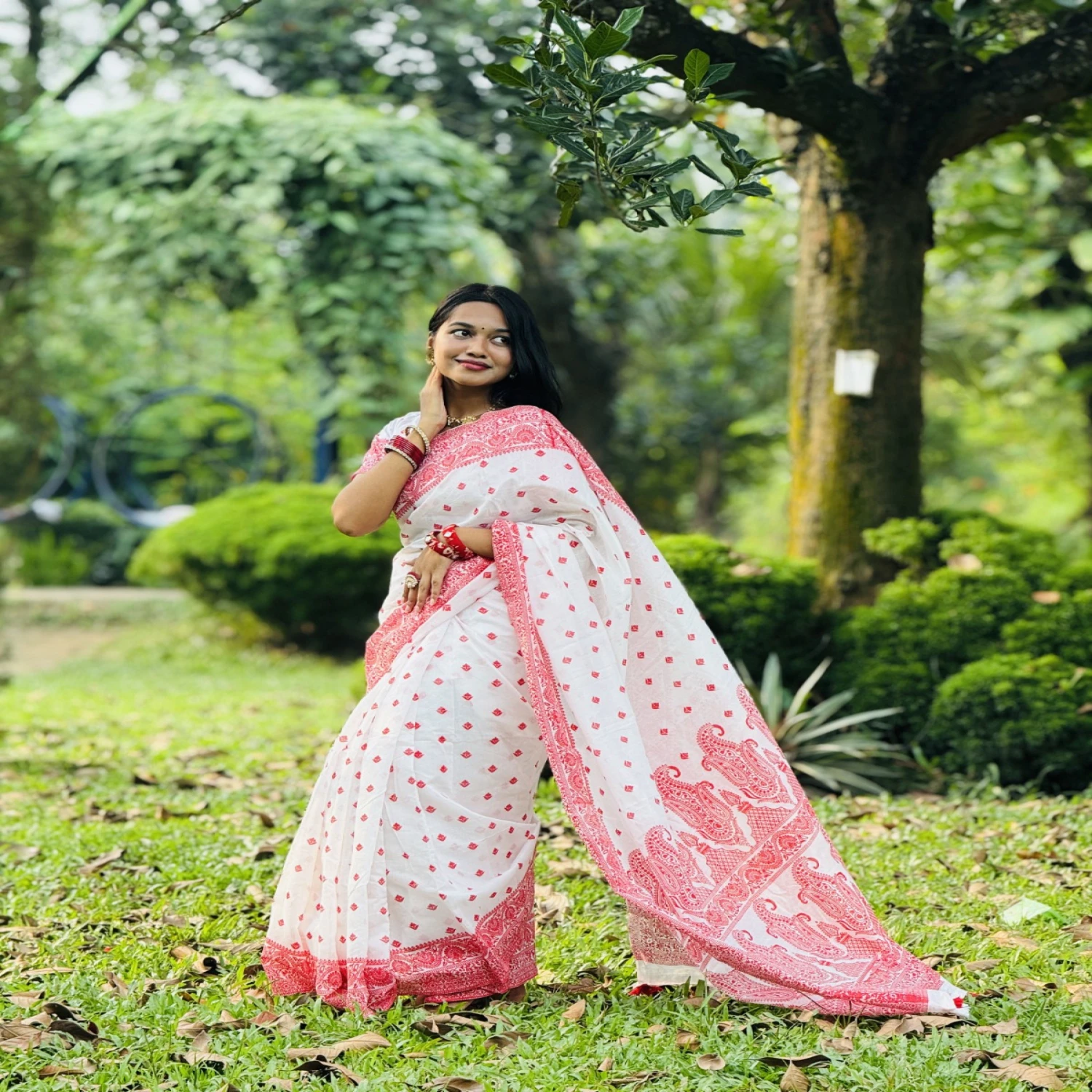 প্রিমিয়াম রেশম সিল্ক শাড়ি