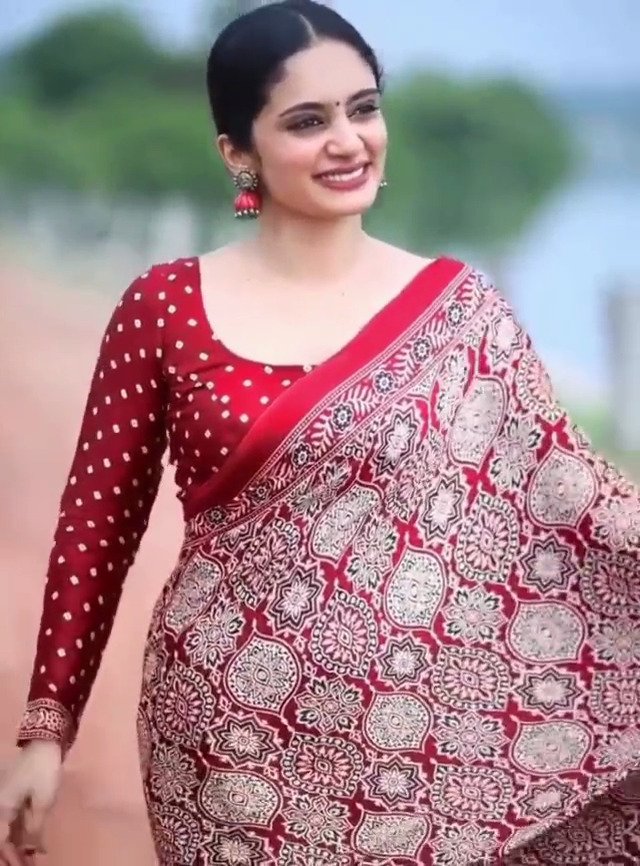 ভাল মানের সফট সিল্ক শাড়ি